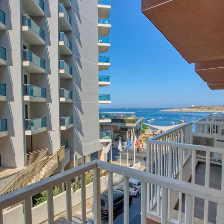 Stylish 2br With Balcony Sunsets & Sea Views By 360 Estates