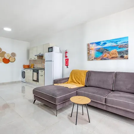 Stylish 2br With Balcony Sunsets & Sea Views By 360 Estates *