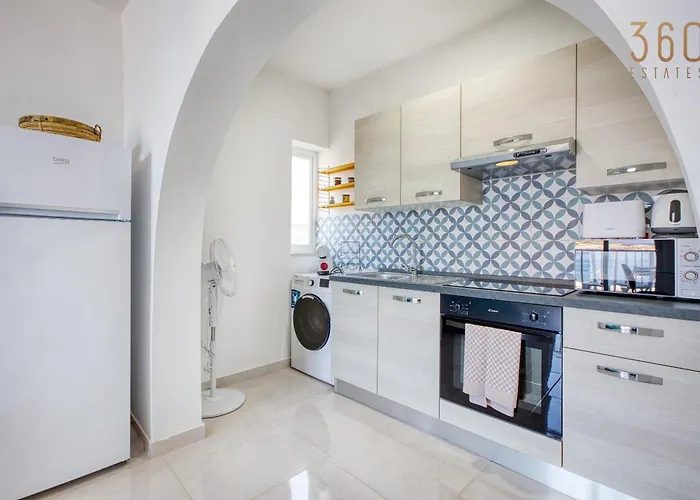 Apartman Stylish 2br With Balcony Sunsets & Sea Views By 360 Estates San Pawl il-Baħar