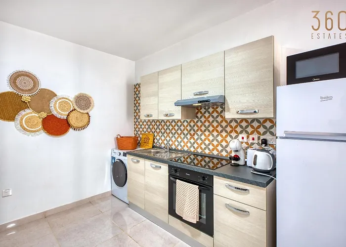 Stylish 2br With Balcony Sunsets & Sea Views By 360 Estates San Pawl il-Baħar