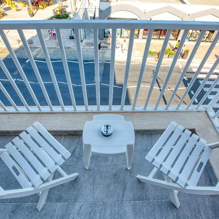 Stylish 2br With Balcony Sunsets & Sea Views By 360 Estates * 圣保罗湾城