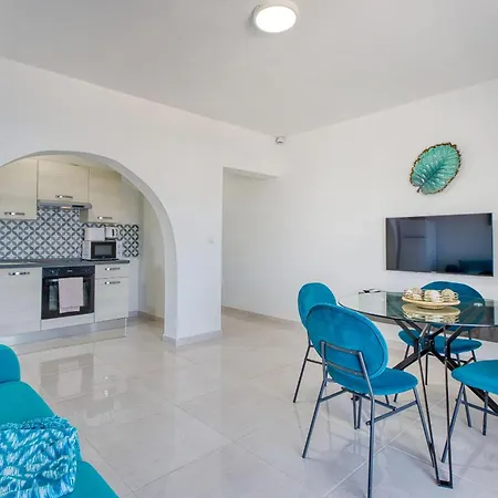 Stylish 2br With Balcony Sunsets & Sea Views By 360 Estates * 圣保罗湾城