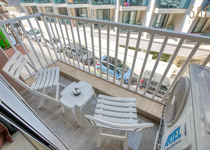 Daire Stylish 2br With Balcony Sunsets & Sea Views By 360 Estates